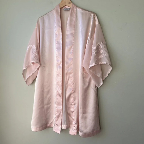 Vintage Val Mode Pink Embroidered Kimono Robe Womens‎ Lingerie - Picture 1 of 3